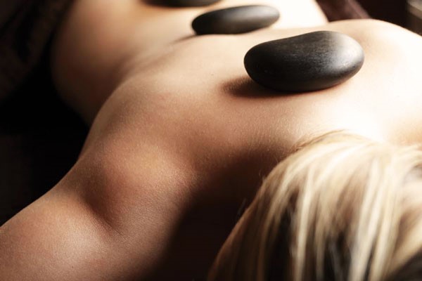 Twilight Pamper Treat with 40 Minute Treatment and Dinner for Two at Rowhill Grange 3 Twilight Pamper Treat with 40 Minute Treatment and Dinner for Two at Rowhill Grange