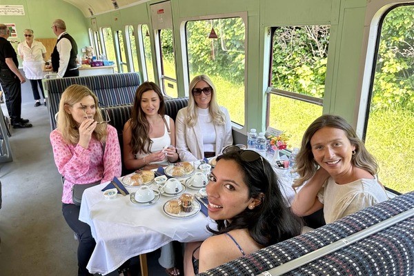 Chiltern Hills Steam Train Experience for Two with Sparkling Cream Tea 4 Chiltern Hills Steam Train Experience for Two with Sparkling Cream Tea