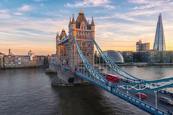 Deluxe One Night Stay in London 