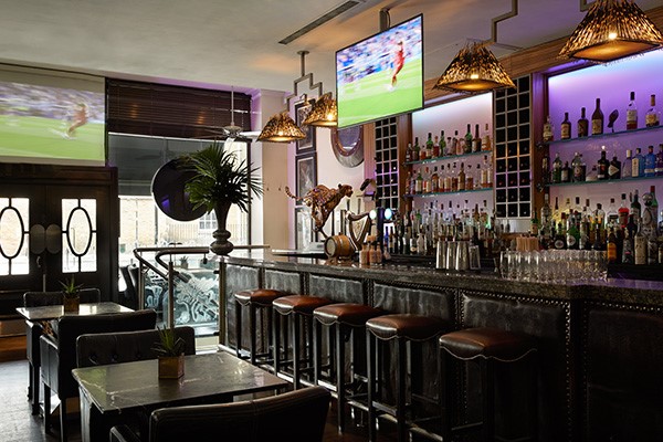 Three Course Pre-Theatre Dinner for Two at B Bar, London 5 Two Course Pre-Theatre Meal for Two at B Bar, London