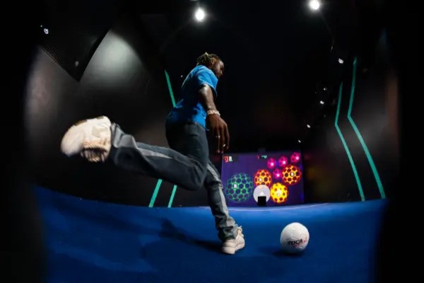 Interactive Football Games Experience with Sharing Platter and Drink for Two at TOCA Social