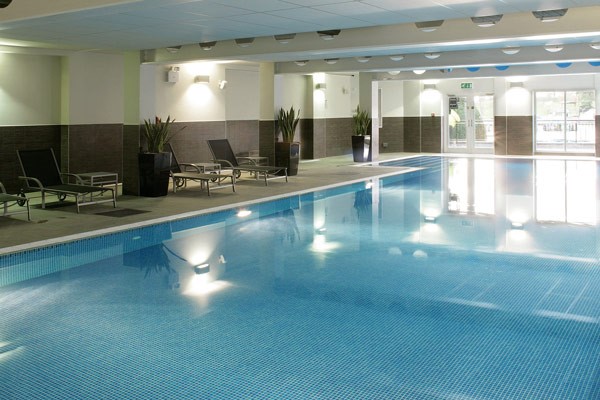 My Perfect Treat Spa Day for One at Macdonald Old England Hotel â Weekends 5 Spa Day with 25 Minute Treatment and a Two course Lunch for One at Macdonald Old England - Weekend