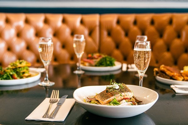 Bottomless Brunch for Two with DoubleTree by Hilton Brighton Metropole