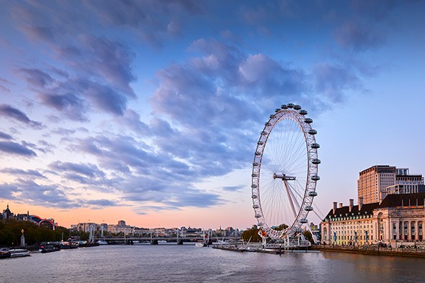 The Lastminute.com London Eye VIP Tickets with Champagne for Two 6 The Lastminute.com London Eye VIP Tickets with Champagne for Two