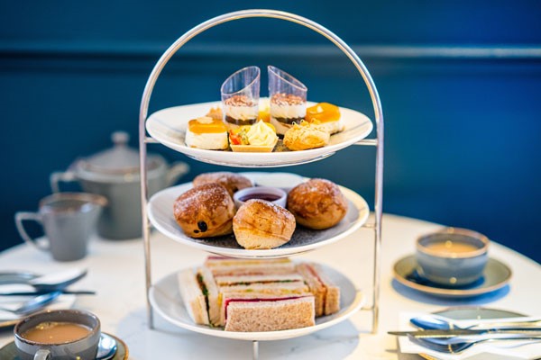 Brighton Pavilion Entry and Afternoon Tea with Bubbles for Two at Hilton DoubleTree Brighton 4 Brighton Pavilion Entry and Afternoon Tea with Bubbles for Two at Hilton DoubleTree Brighton