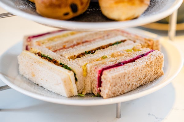 Brighton Pavilion Entry and Afternoon Tea with Bubbles for Two at Hilton DoubleTree Brighton 5 Brighton Pavilion Entry and Afternoon Tea with Bubbles for Two at Hilton DoubleTree Brighton