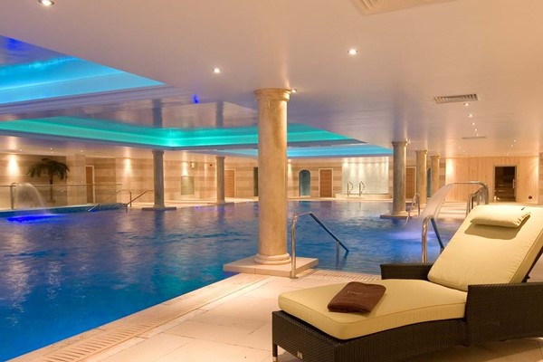 Classic Spa Day with Lunch and a Glass of Prosecco at Lion Quays Resort for Two 3 Spa Day with a 25 Minute Treatment and Lunch at Lion Quays Resort for Two