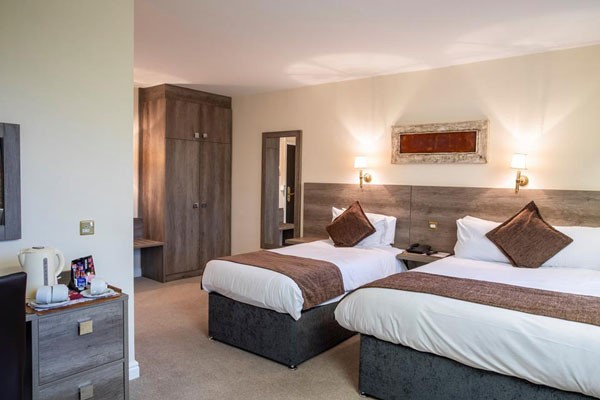 Overnight Stay for Two at The Sitwell Arms Hotel 3 Overnight Stay for Two at The Sitwell Arms Hotel
