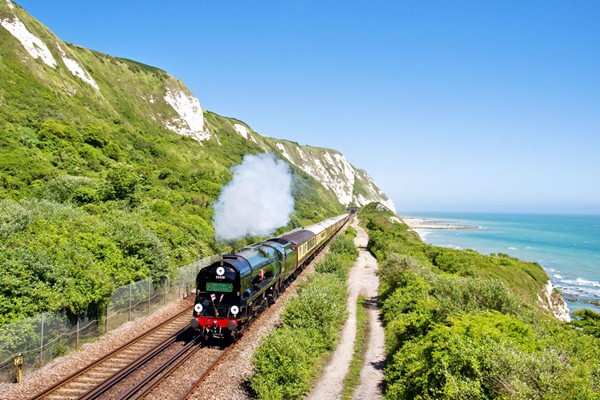 Great British Sunday Lunch for Two on Belmond's British Pullman 5 Lunch for Two on British Pullman