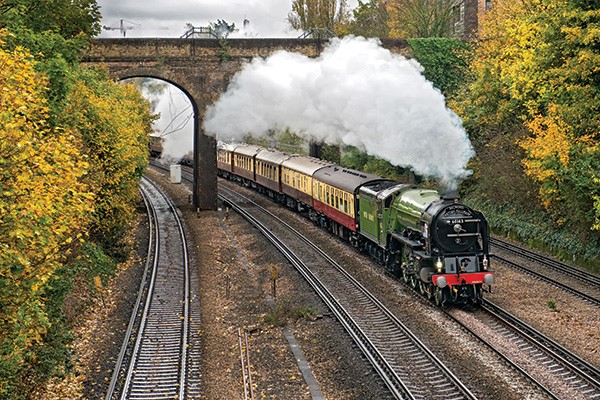 Great British Sunday Lunch for Two on Belmond's British Pullman 4 Lunch for Two on British Pullman