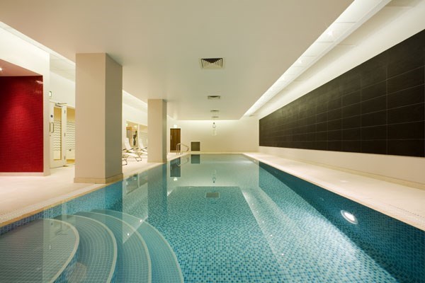 Overnight Escape for Two at Novotel Reading Centre 3 One Night Family Break at Novotel Reading Centre