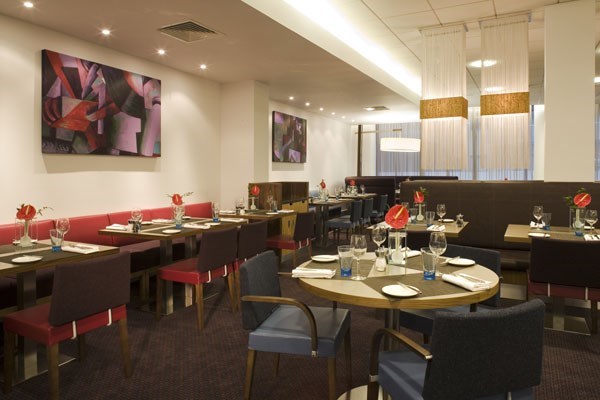 Overnight Escape for Two at Novotel Reading Centre 4 One Night Family Break at Novotel Reading Centre