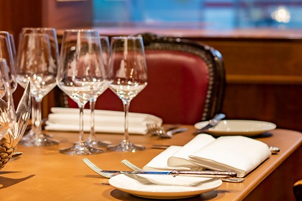 Chefâs Table Private Dining Experience at Mosimann's 4 Chefâs Table Private Dining Experience at Mosimann's
