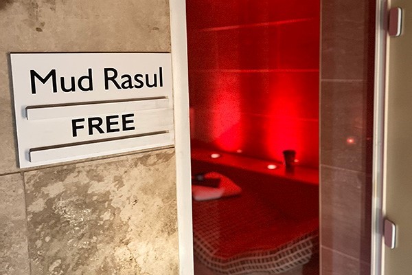 Relax and Spa with Afternoon Tea or Lunch for Two at Crown Spa Hotel 5 Relax and Spa with Afternoon Tea or Lunch for Two at Crown Spa Hotel