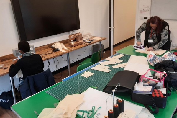 Two Taster Three Hour Sewing Lessons for One with Thread The Needle Workshop