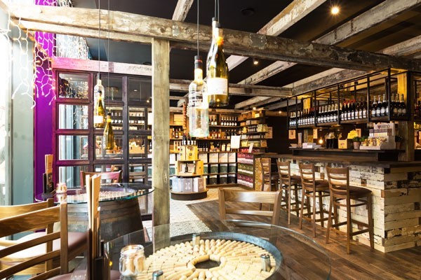 Afternoon Tea with a Bottle of Fizz for Two at Veeno 5 Italian Food and Wine Pairings - 'I Quattro Vini' for Two at Veeno