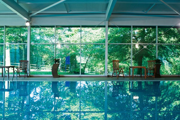 Spa Day with 55 Minute Treatment and Afternoon Tea for Two at Macdonald Houstoun House â Weekend