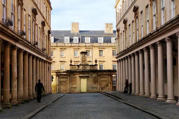 Bridgerton Guided Tour of Bath for Two 3 Bridgerton Guided Tour of Bath for Two