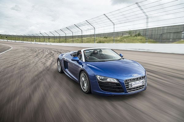 Five Supercar Driving Blast with High Speed Passenger Ride â Week Round 6 Double Supercar Driving Blast with High Speed Passenger Ride